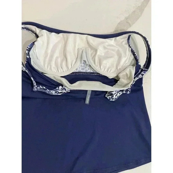 Women’s Lands End Tankini Underwire Blue Floral Swim Top Size 4 - Picture 5 of 6